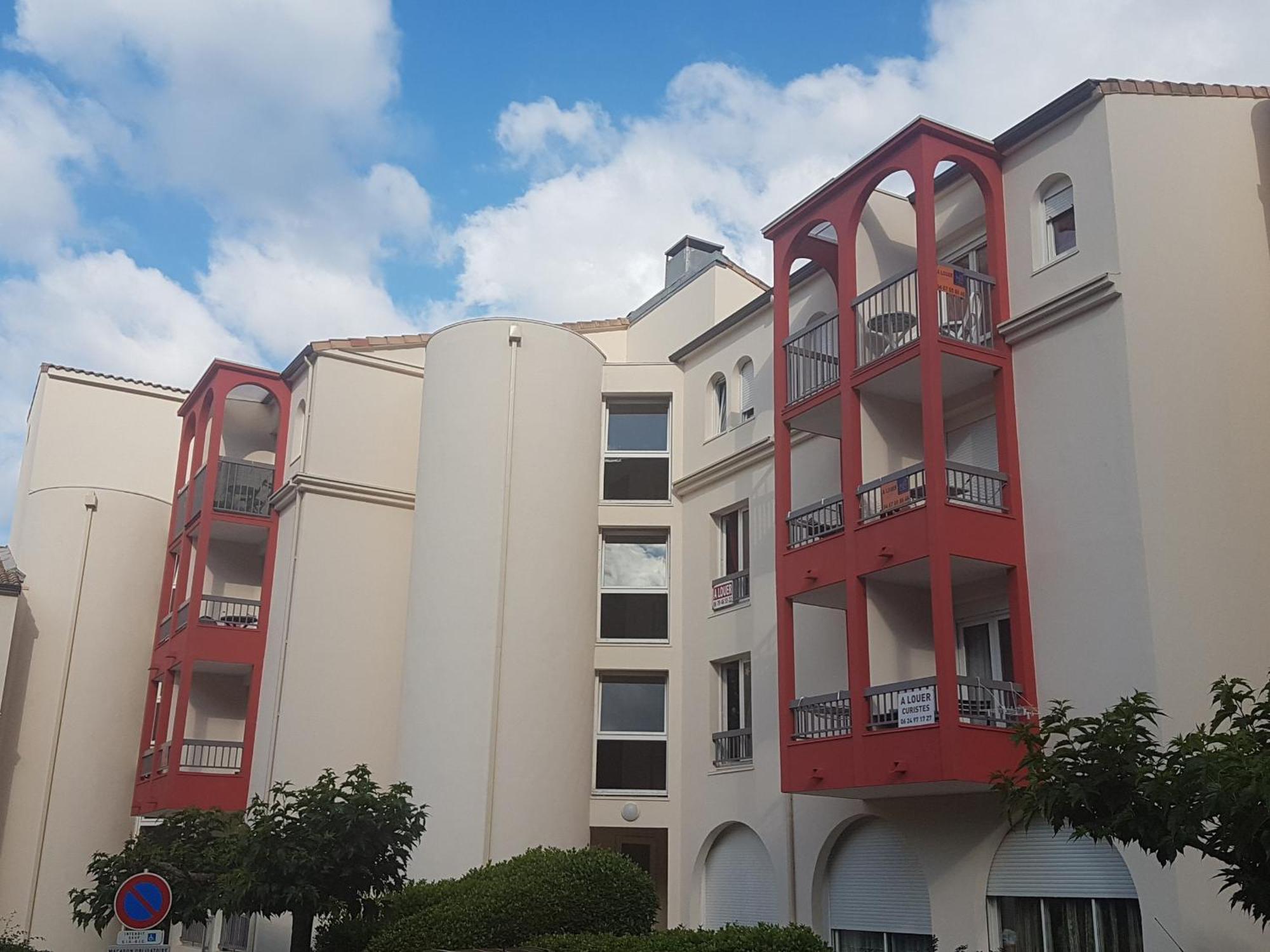 Studio Renove Avec Balcon, Animaux Acceptes, Wifi, A 650M Des Thermes - Fr-1-451-92 라말루-레-뱅 외부 사진